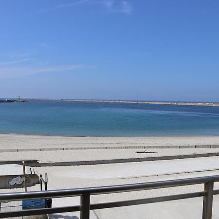 Beachfront Apartment Gafanha da Nazaré Exterior foto